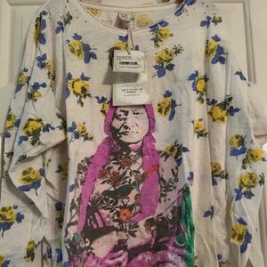 NWT - Magnolia Pearl On The Range Yellow Roses Tee LS